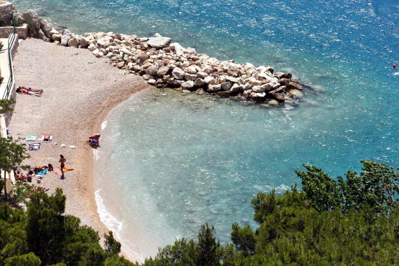 Apartments With A Parking Space Brela, Makarska - 18495 Zewnętrze zdjęcie