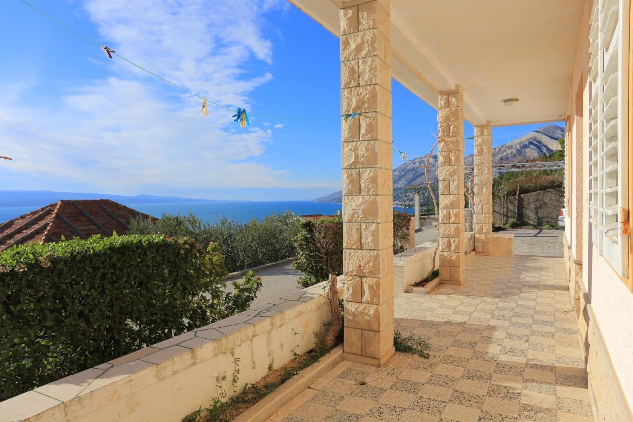 Apartments With A Parking Space Brela, Makarska - 18495 Zewnętrze zdjęcie