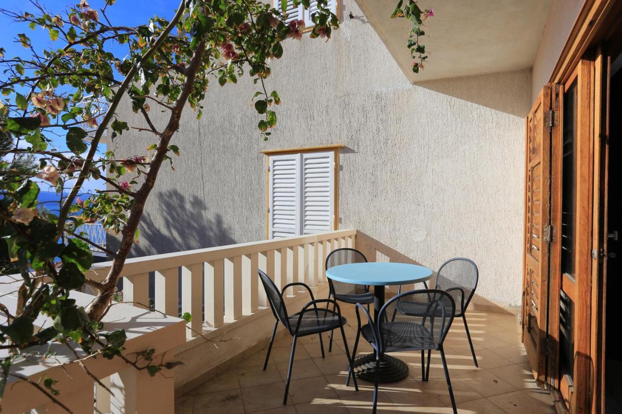 Apartments With A Parking Space Brela, Makarska - 18495 Zewnętrze zdjęcie